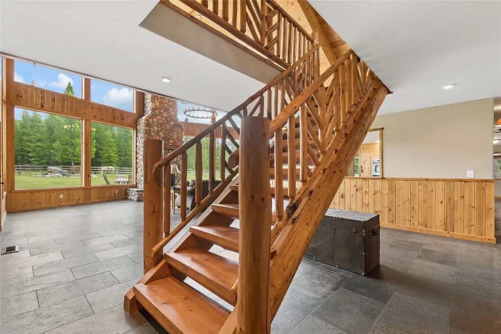 28321 Cougar Trail Bigfork MT 59911