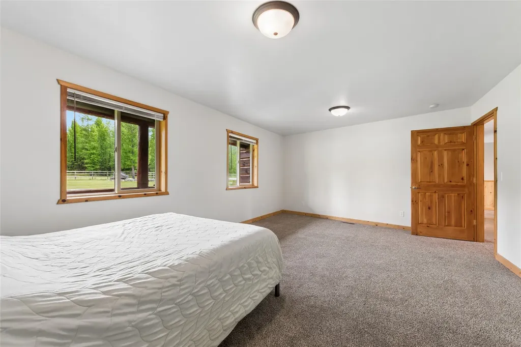 28321 Cougar Trail Bigfork MT 59911