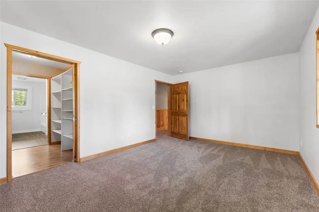 28321 Cougar Trail Bigfork MT 59911