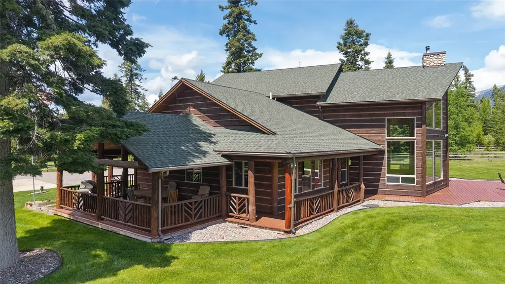 28321 Cougar Trail Bigfork MT 59911