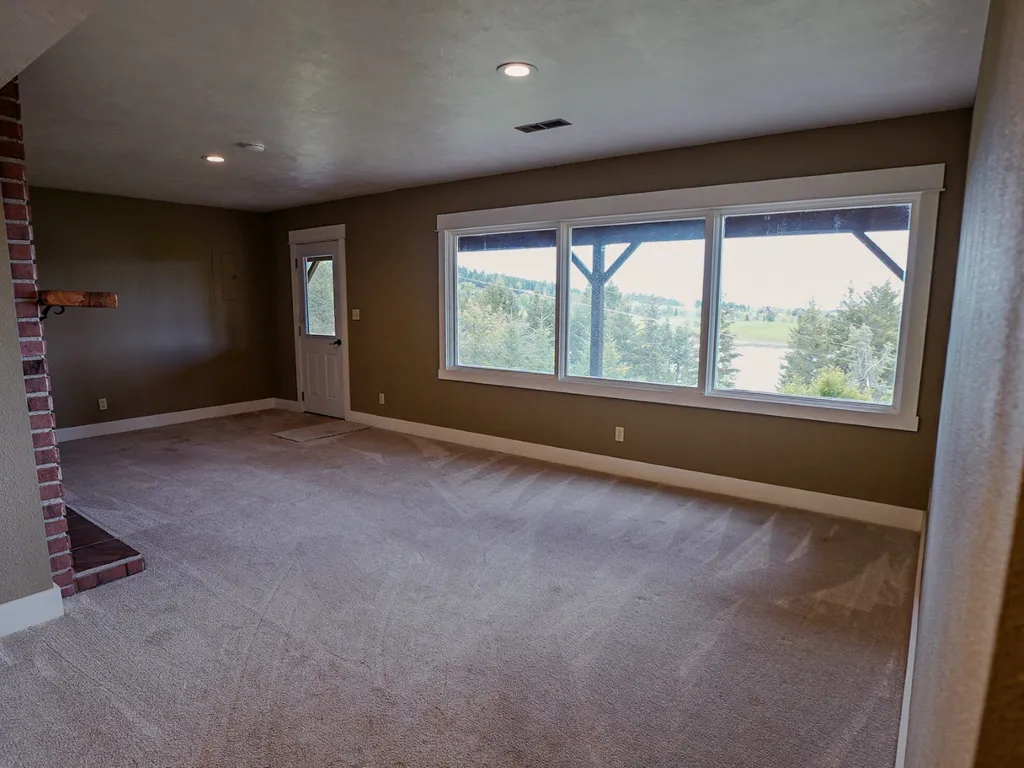 1505 Foys Lake Road Kalispell MT 59901