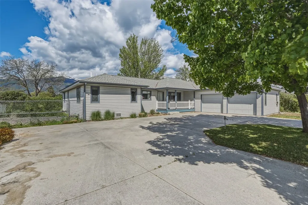 1105 College Street Stevensville MT 59870