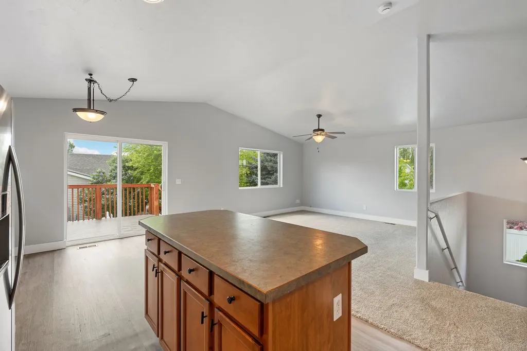 67 Empire Loop Kalispell MT 59901