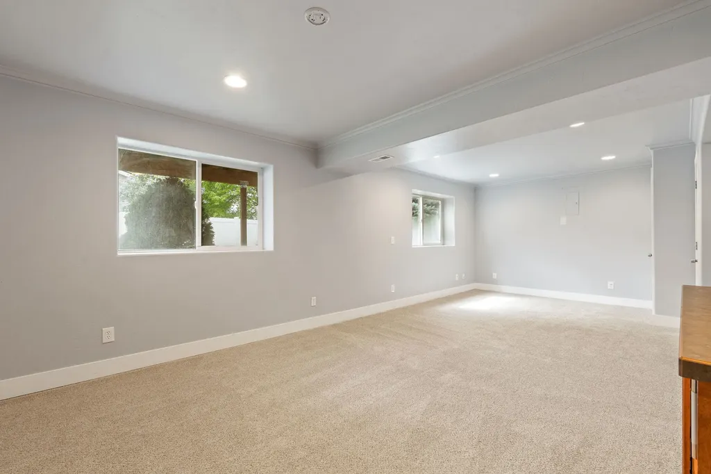 67 Empire Loop Kalispell MT 59901