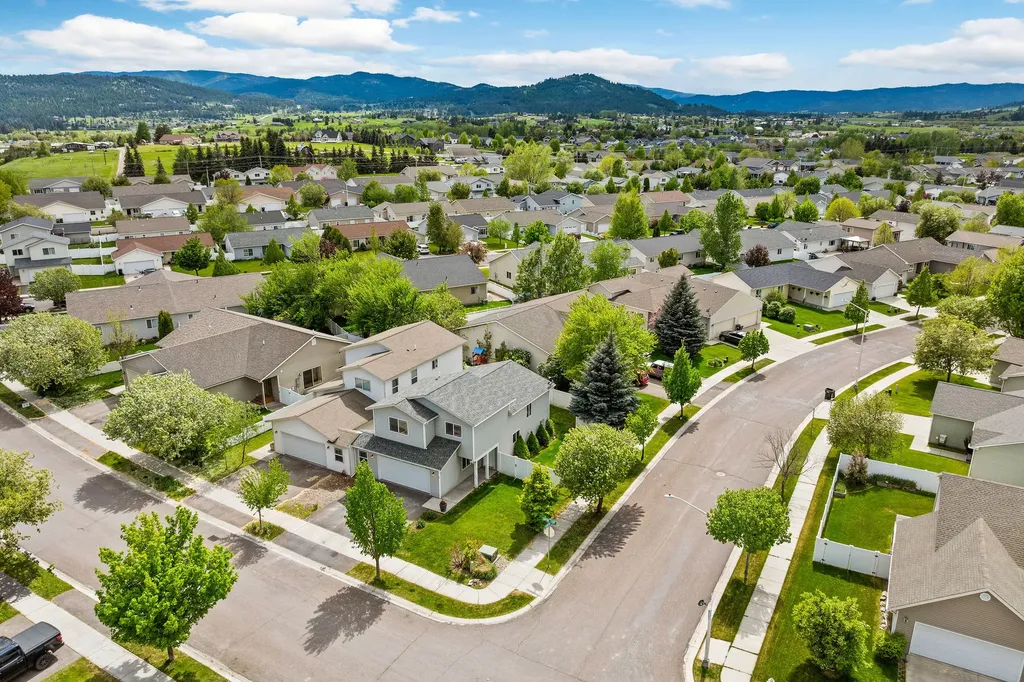 67 Empire Loop Kalispell MT 59901