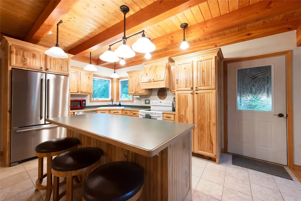 39 Halo Court S Troy MT 59935