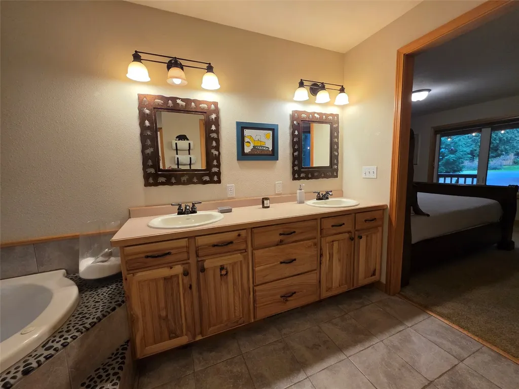 39 Halo Court S Troy MT 59935