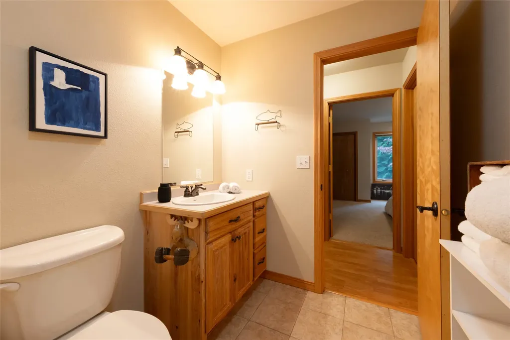 39 Halo Court S Troy MT 59935