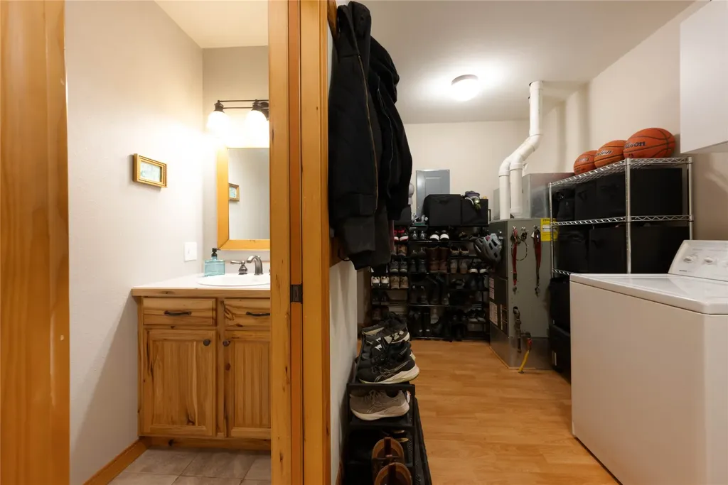39 Halo Court S Troy MT 59935