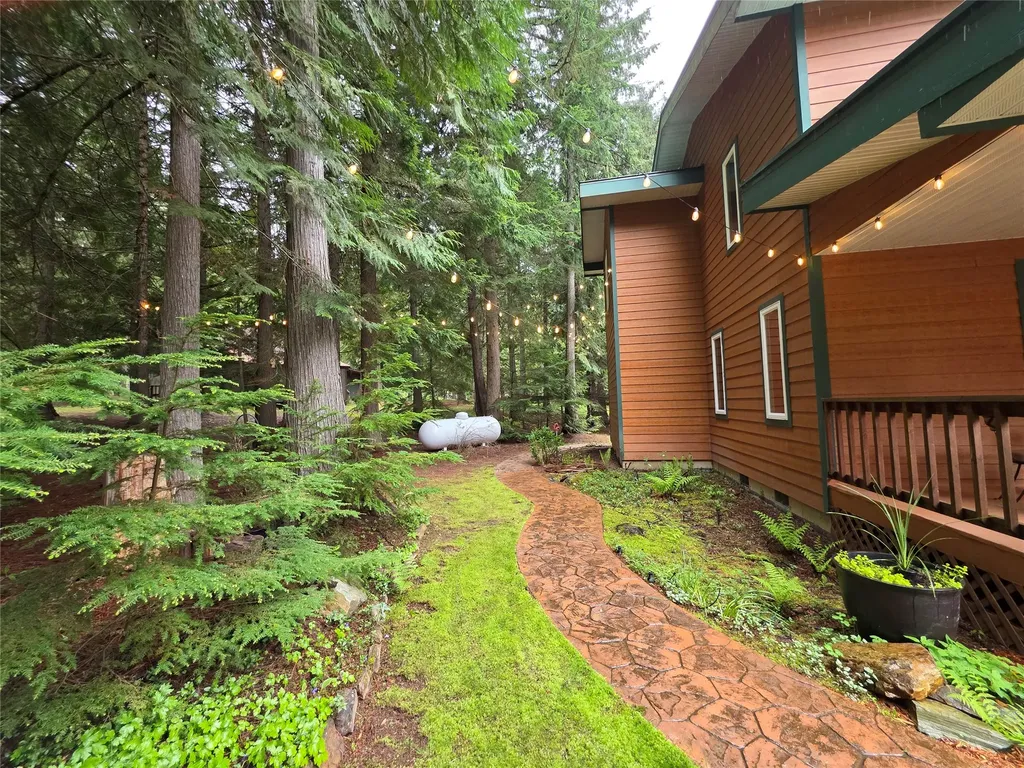 39 Halo Court S Troy MT 59935