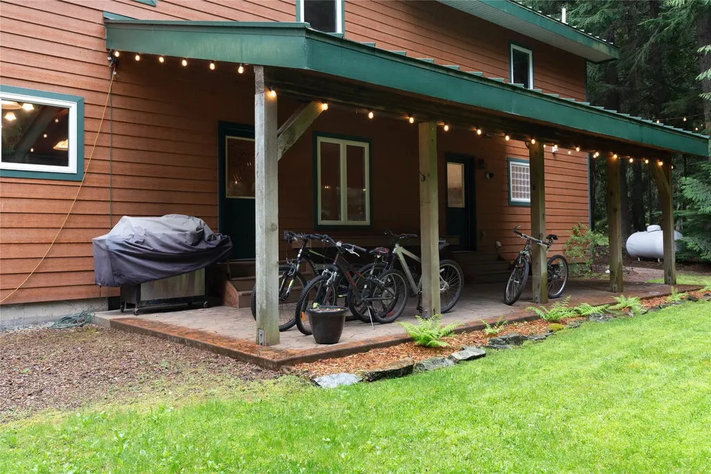 39 Halo Court S Troy MT 59935