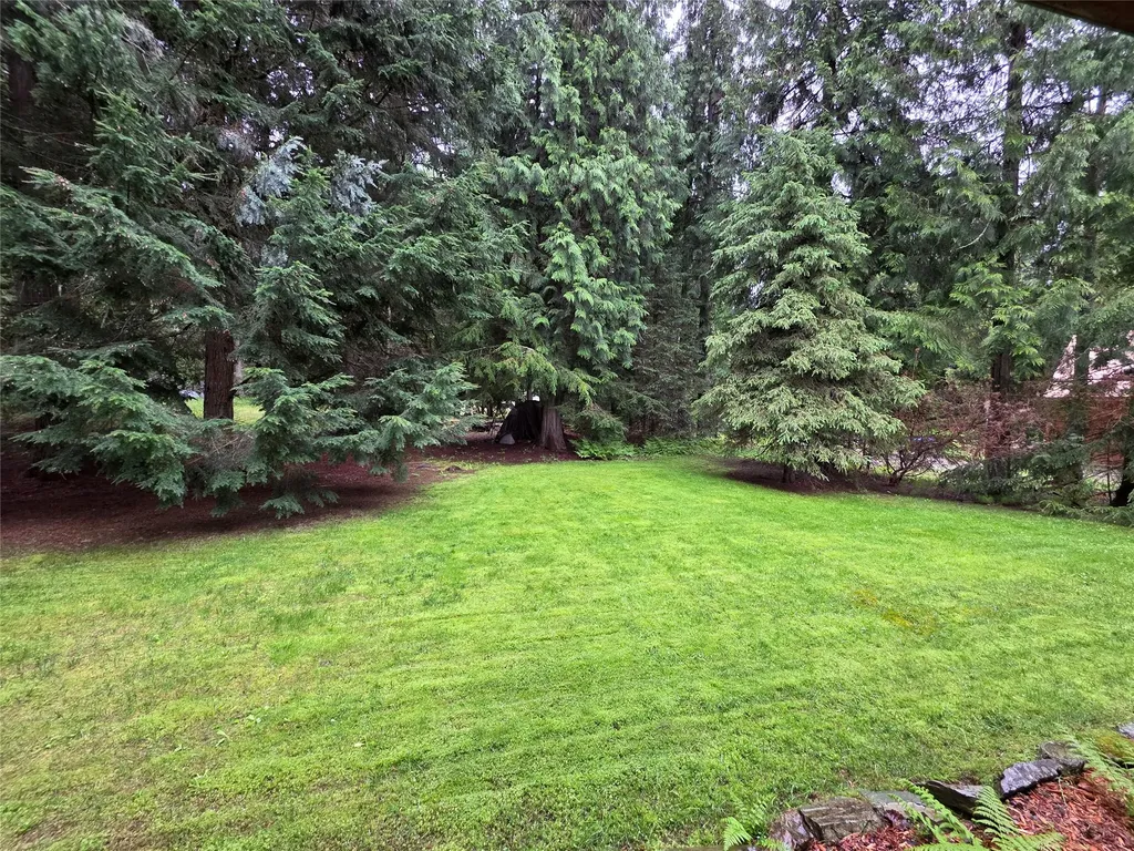 39 Halo Court S Troy MT 59935