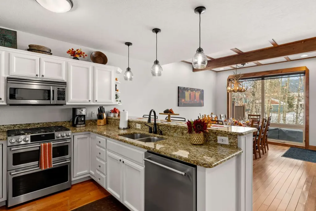 109 Kainu Avenue Red Lodge MT 59068