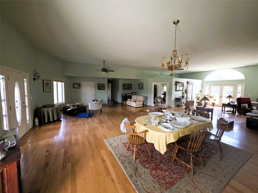 237 Eight Mile Road Florence MT 59833