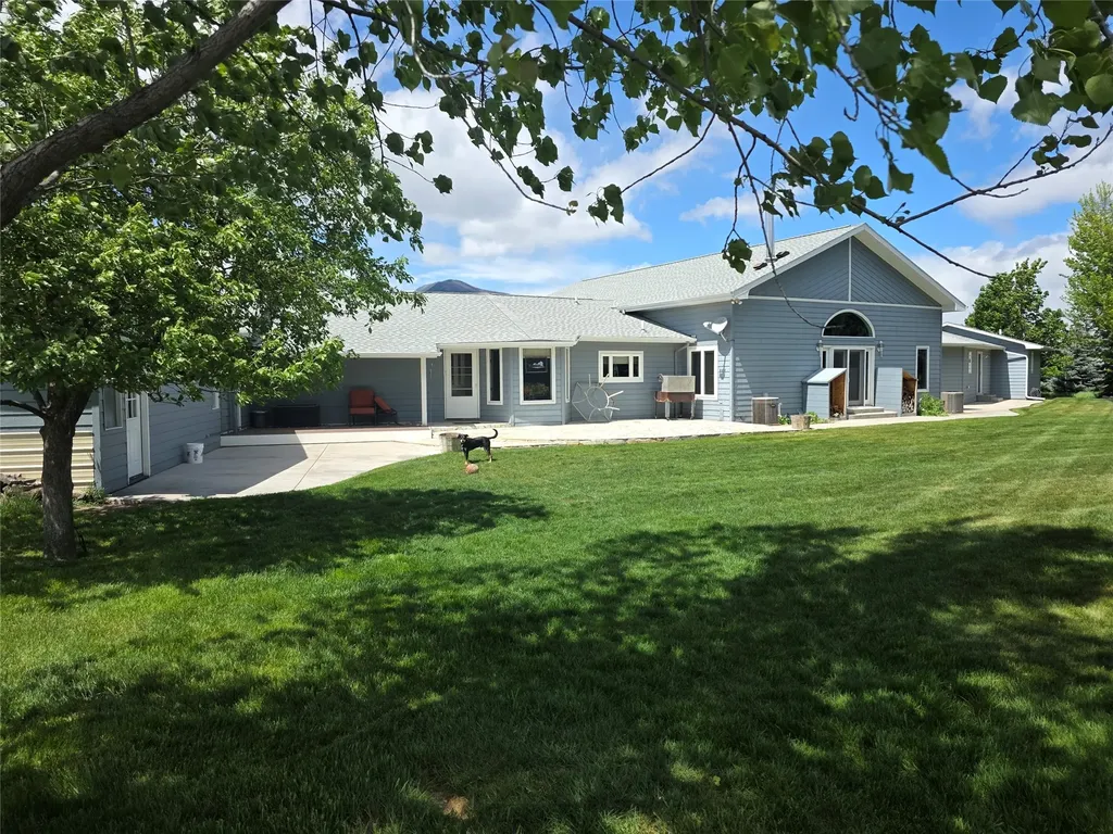 237 Eight Mile Road Florence MT 59833