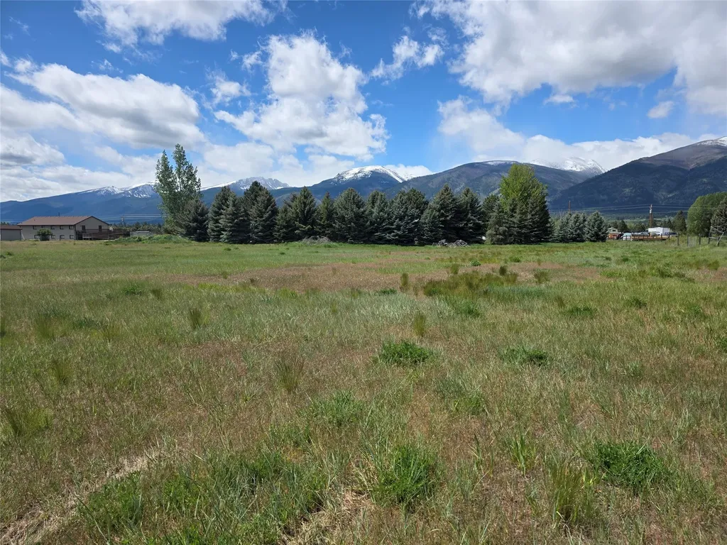 237 Eight Mile Road Florence MT 59833