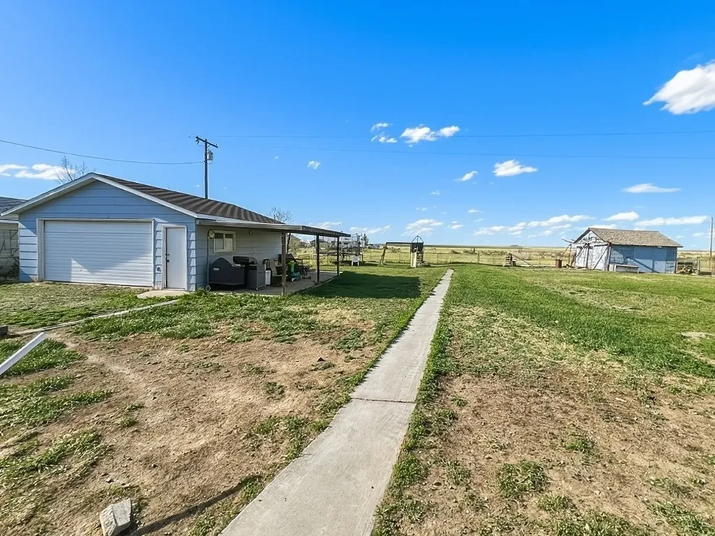 6907 43rd Street W Havre MT 59501