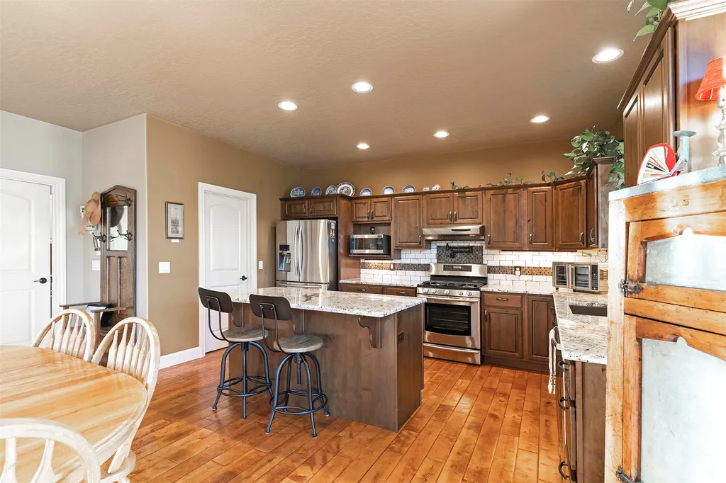 10291 Coulter Pine Street Lolo MT 59847