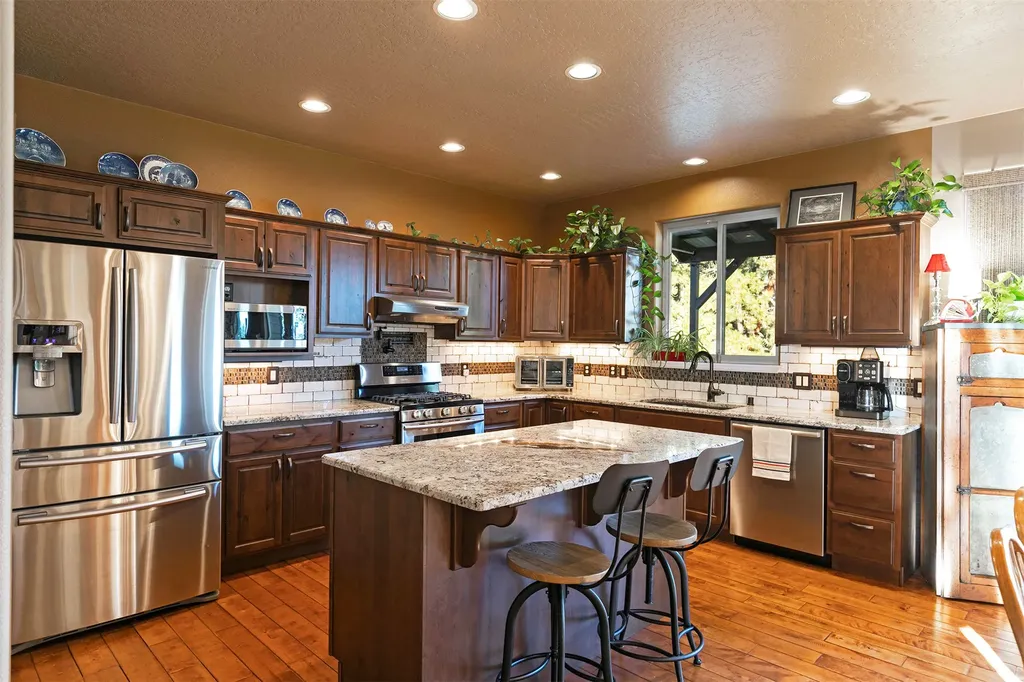 10291 Coulter Pine Street Lolo MT 59847