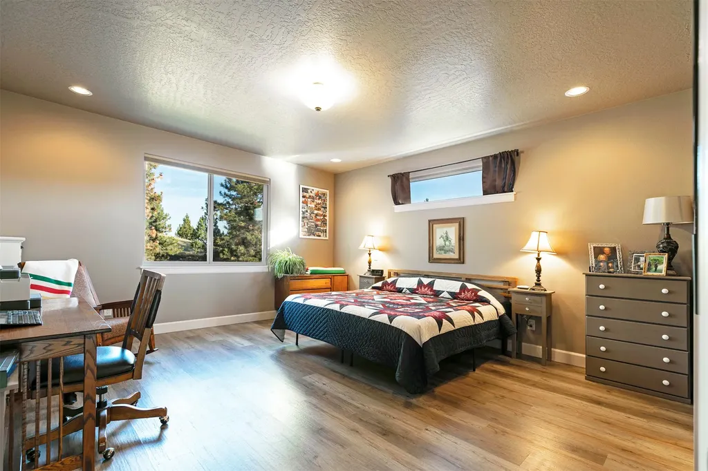10291 Coulter Pine Street Lolo MT 59847