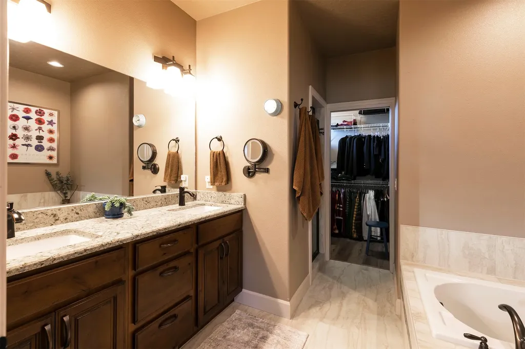 10291 Coulter Pine Street Lolo MT 59847