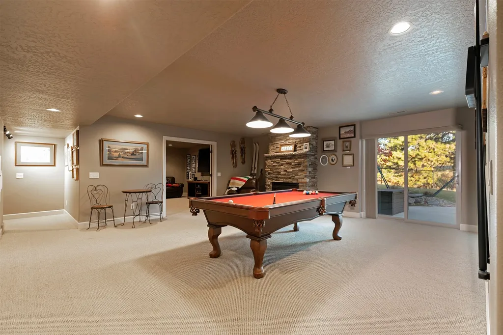 10291 Coulter Pine Street Lolo MT 59847