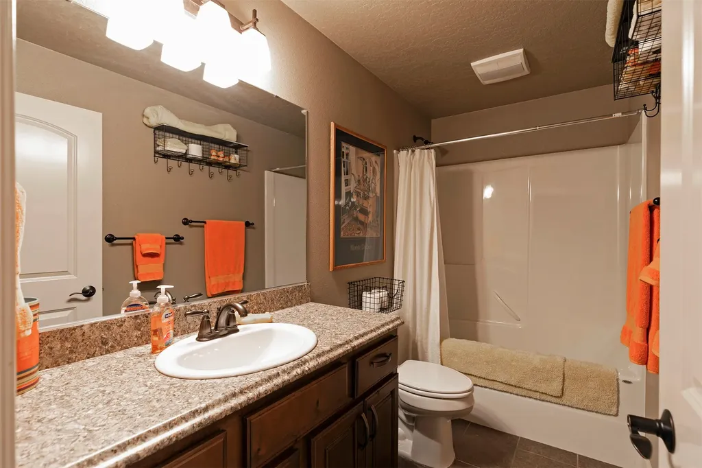 10291 Coulter Pine Street Lolo MT 59847