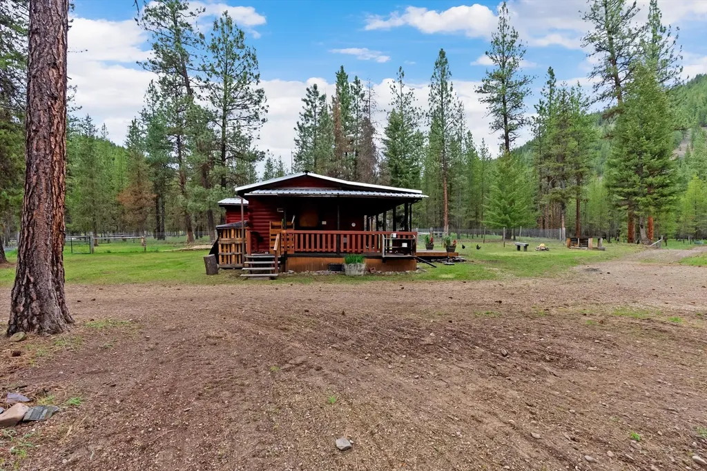 1155 Outback Trail Alberton MT 59820