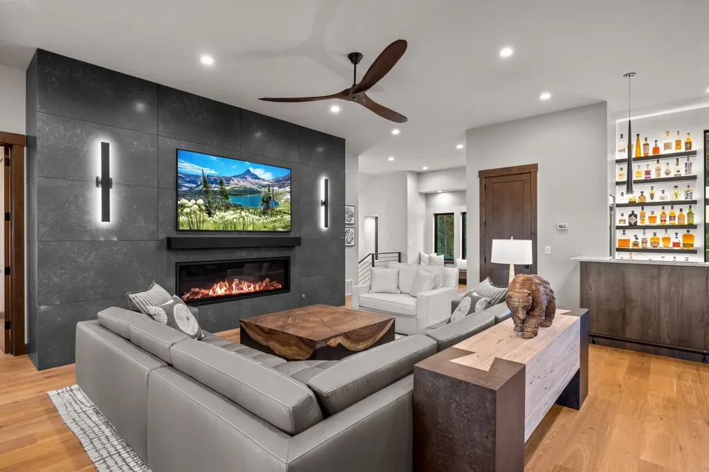 17 Marina Crest Lane Whitefish MT 59937