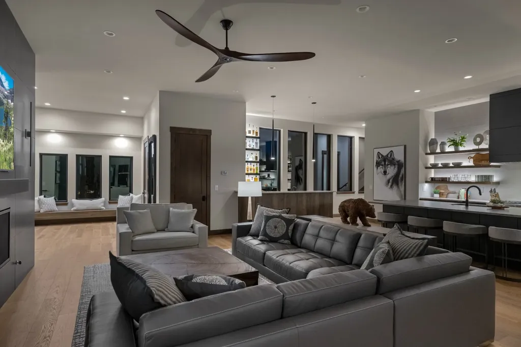 17 Marina Crest Lane Whitefish MT 59937