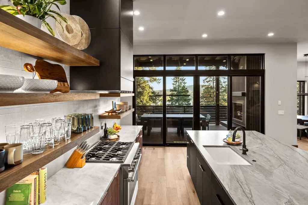 17 Marina Crest Lane Whitefish MT 59937