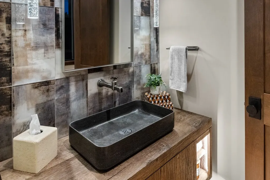 17 Marina Crest Lane Whitefish MT 59937