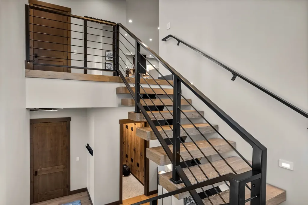 17 Marina Crest Lane Whitefish MT 59937