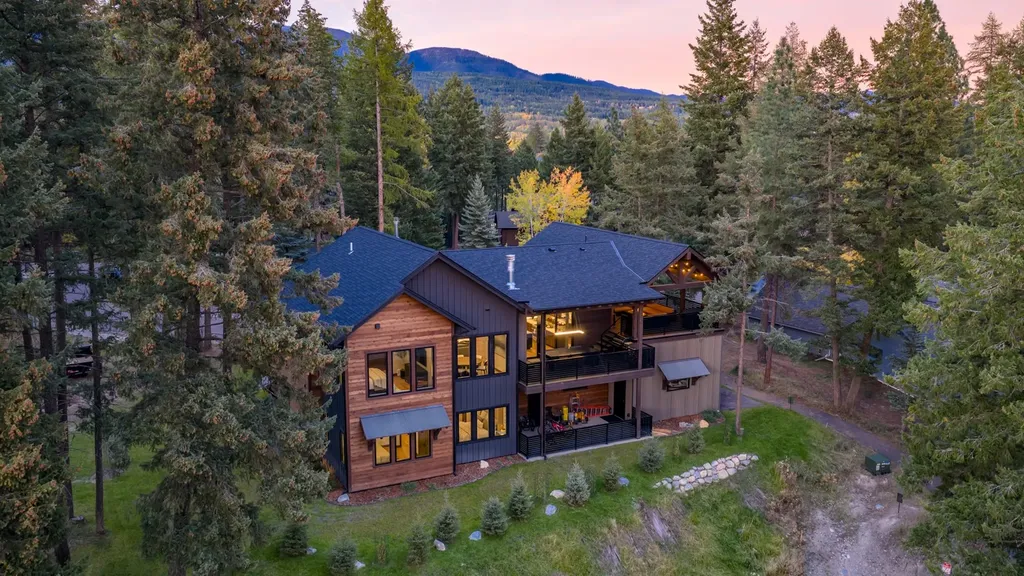 17 Marina Crest Lane Whitefish MT 59937