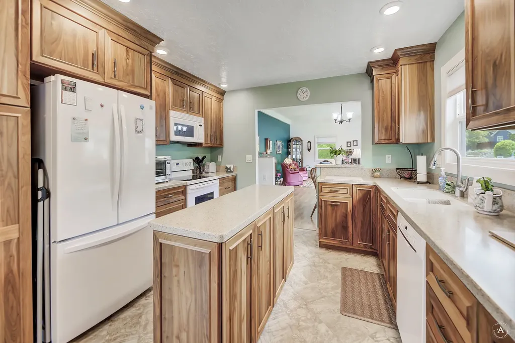 1502 Hauser Boulevard Helena MT 59601