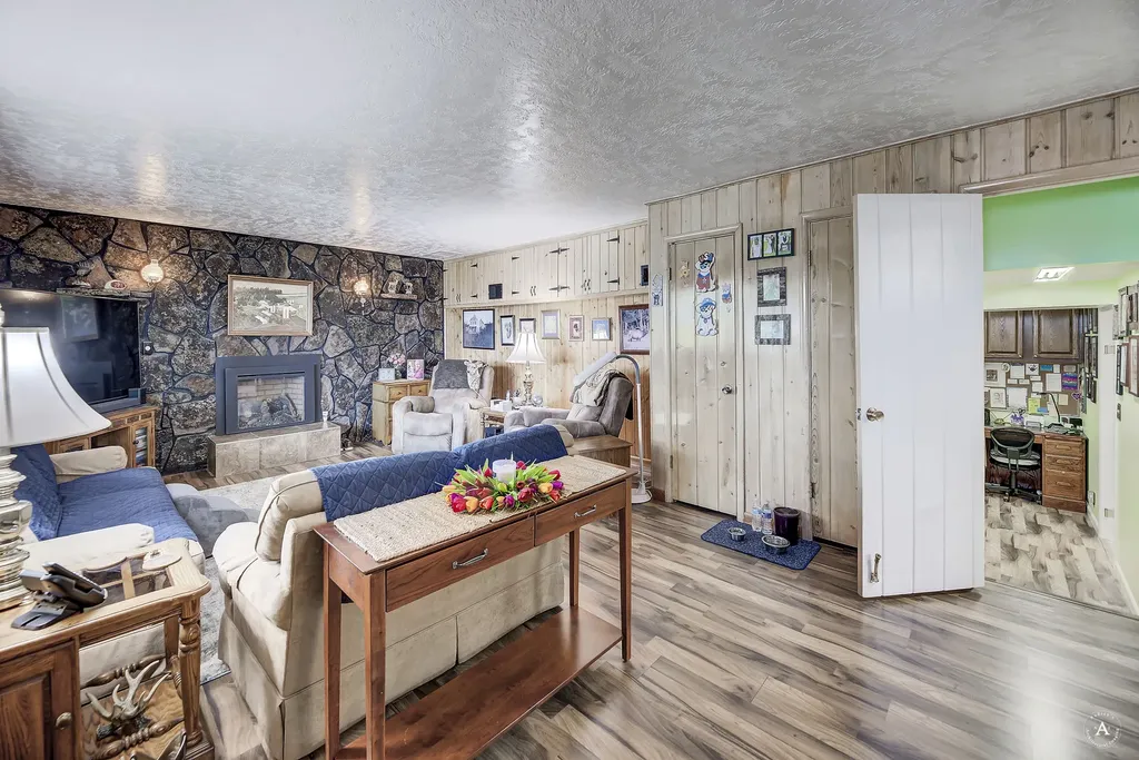 1502 Hauser Boulevard Helena MT 59601