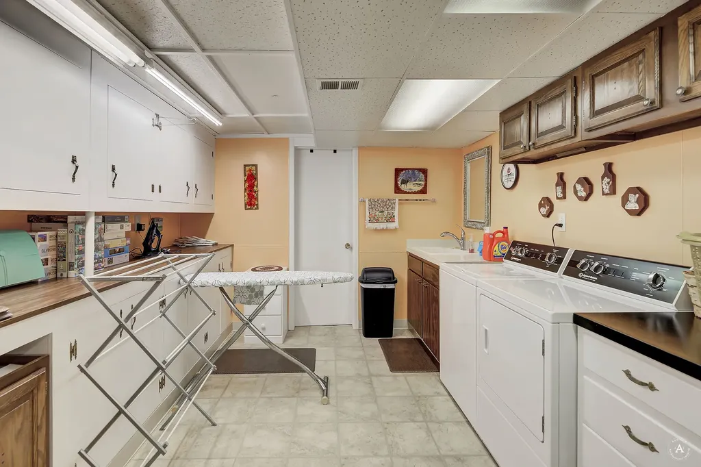 1502 Hauser Boulevard Helena MT 59601