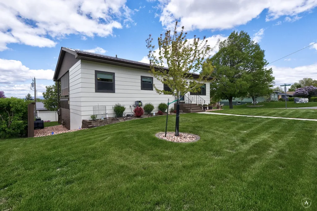 1502 Hauser Boulevard Helena MT 59601
