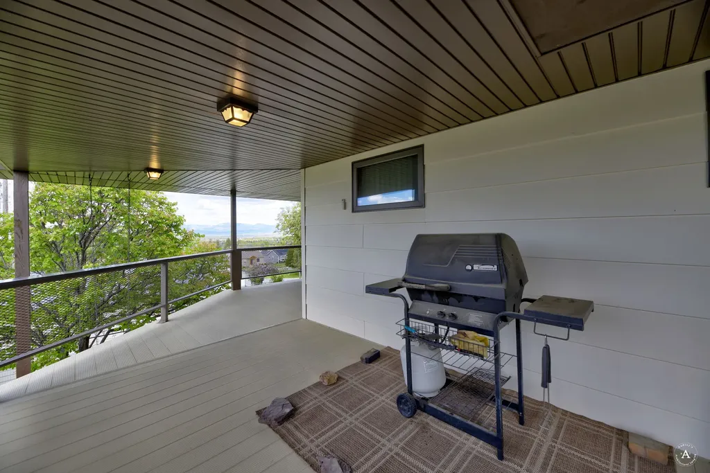 1502 Hauser Boulevard Helena MT 59601