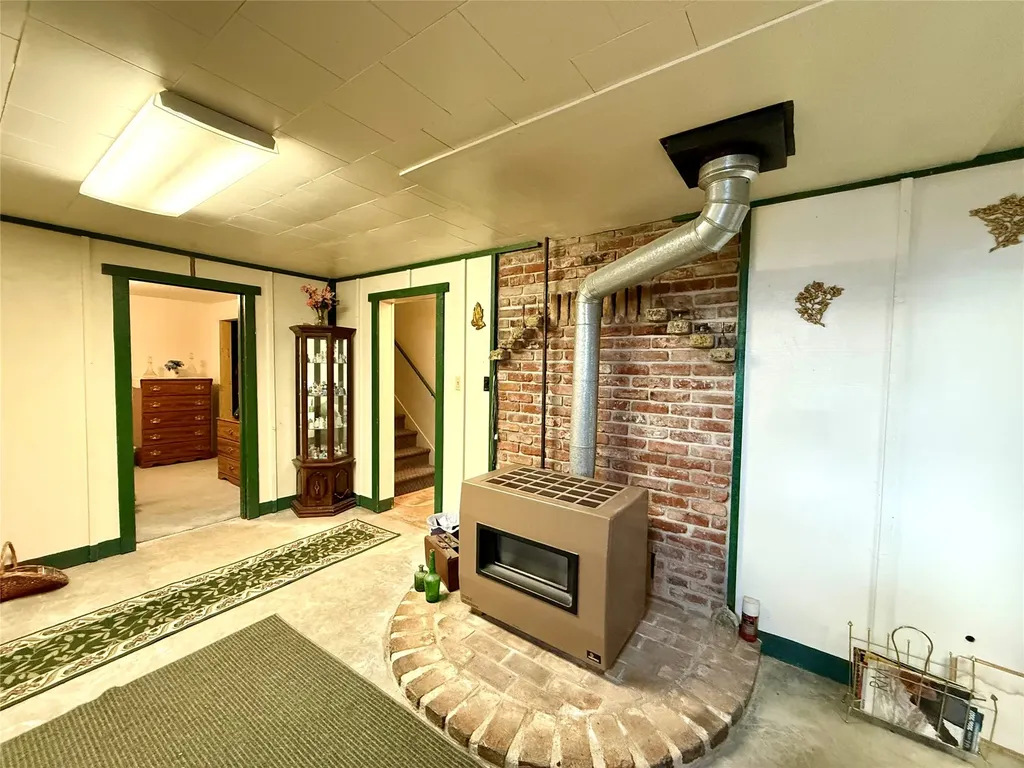 906 Bielenberg Street Deer Lodge MT 59722