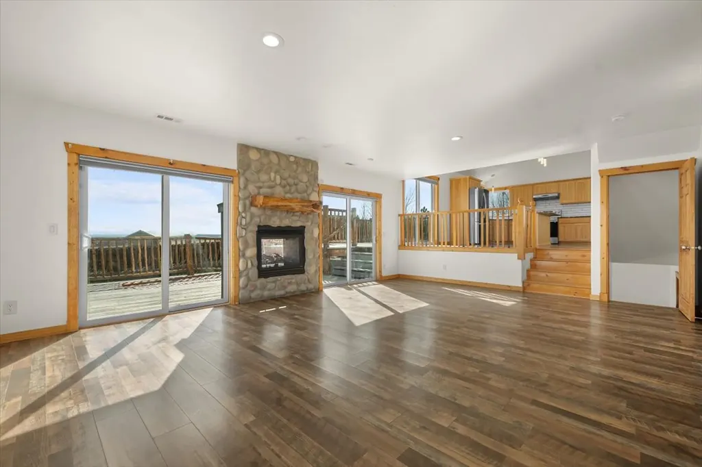 1960 Coyote Ridge Road N Laurel MT 59044