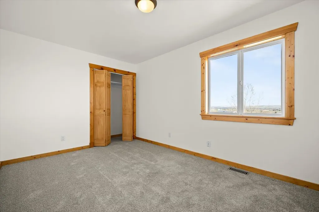 1960 Coyote Ridge Road N Laurel MT 59044