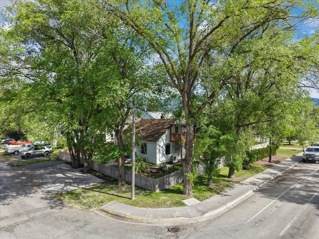 1039 Palmer Street Missoula MT 59802