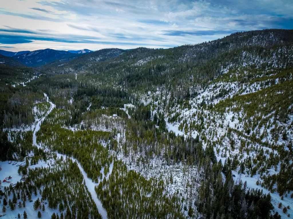 Nhn (Clipper Lode) Cataract Creek Road Boulder MT 59632