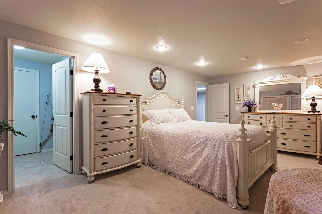 307 Lake Side Drive Lolo MT 59847