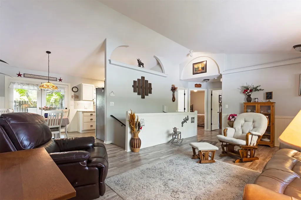 307 Lake Side Drive Lolo MT 59847