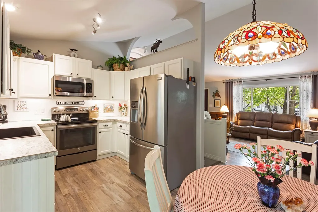 307 Lake Side Drive Lolo MT 59847