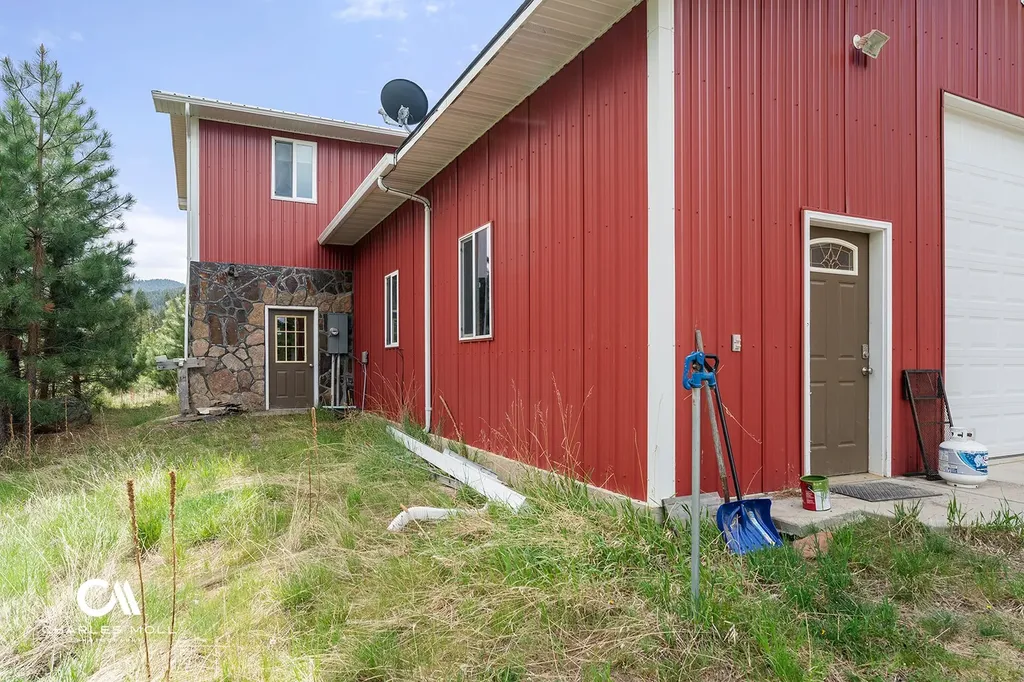 2004 Grizzly Gulch Drive Helena MT 59601