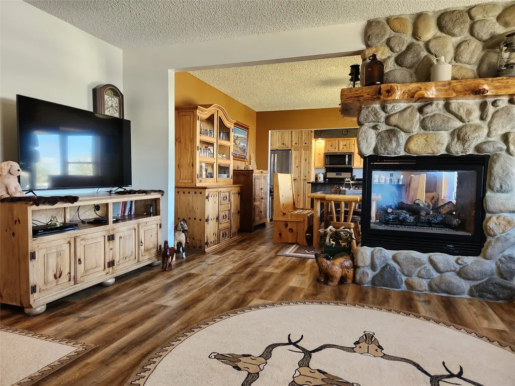 302 9th Avenue SE Cut Bank MT 59427
