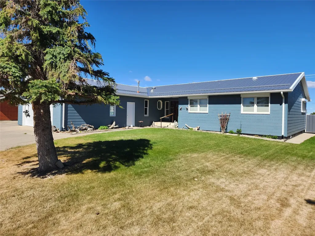 302 9th Avenue SE Cut Bank MT 59427